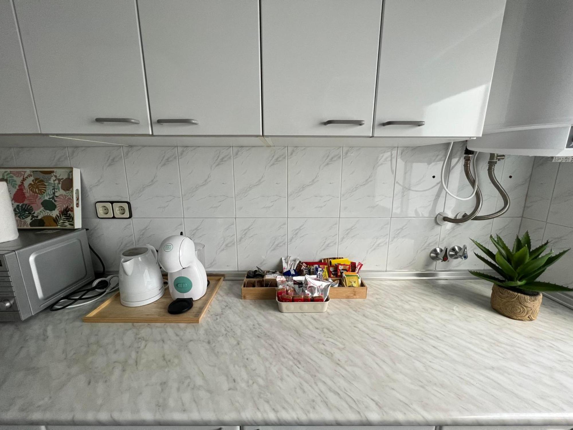 Gran Apartamento Con Parking Gratis Centro De Malaga Exterior photo