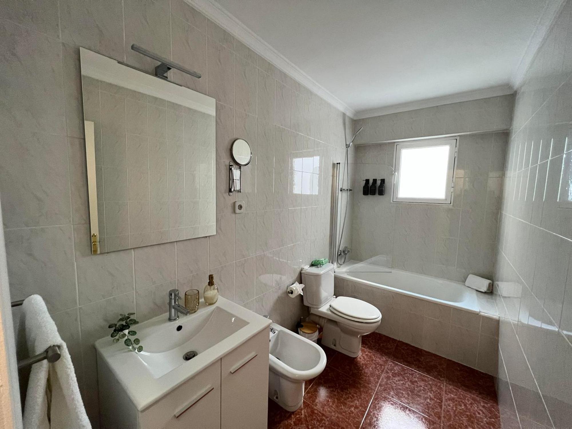 Gran Apartamento Con Parking Gratis Centro De Malaga Exterior photo